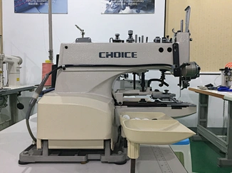 attaching button machine