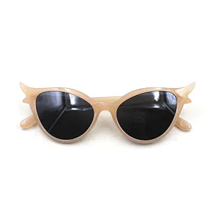 2021 new plastic multicolor frame wing sunglasses for women