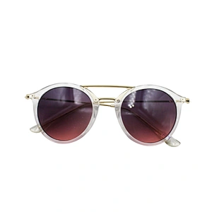 2021 New fashionable traveling women sunglasses