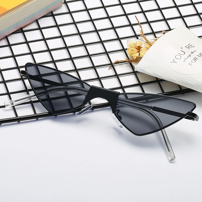 UNOC Cheap Cat Eye Sun Glasses Small Frame Triangle Shape Sunglasses Designers Fashion Unisex Sunglasses