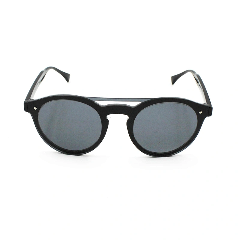 Most popular retro sunglasses with rivet decorate