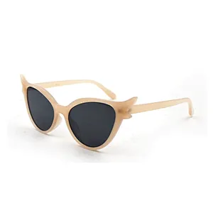 2021 new plastic multicolor frame wing sunglasses for women