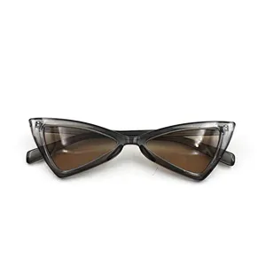 Custom plastic wholesale triangle frame women sunglasses