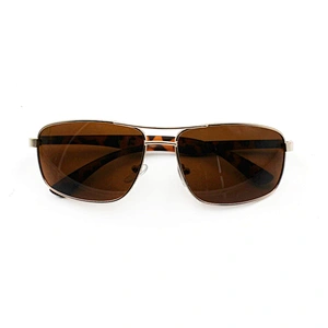 2021 China high quality wholesale fashion customized sunglasses