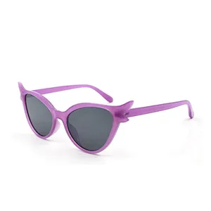 2021 new plastic multicolor frame wing sunglasses for women