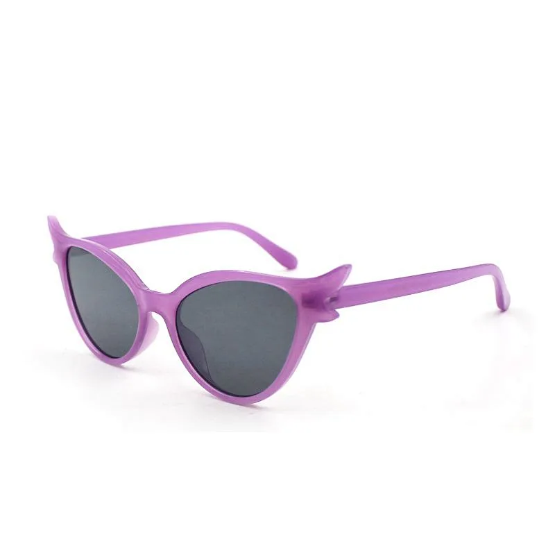2021 new plastic multicolor frame wing sunglasses for women