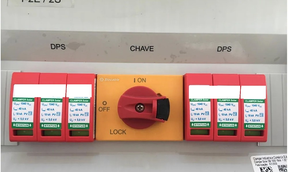Door Clutch  Waterproof DC Isolator Switch