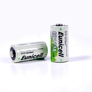 Wholesale CR123A 1400mAh 3V non-rechargeable Li-ion battery