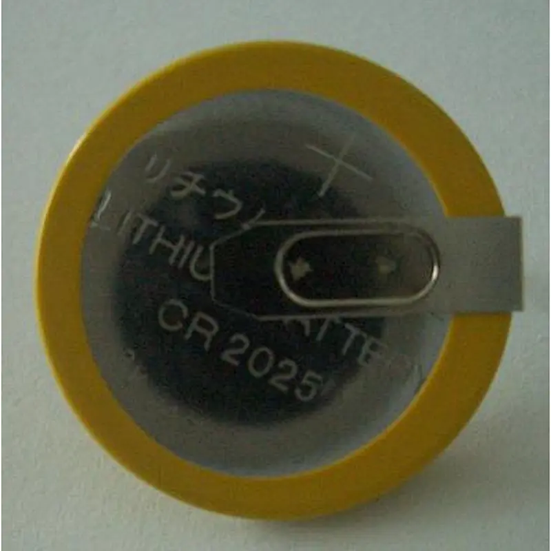 High capacity CR2025 3V Lithium Manganese Button Battery for Watch Calculator Dictionary Remote