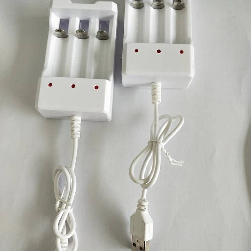 4-Cell Charger for AA / AAA NiMH / NiCD batteries battery charger aa aaa 9V