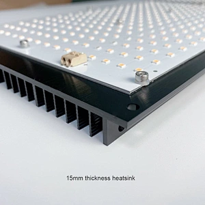 Dimmable Quantum Panel Lm301B + 660nm 240W LED Grow Light for Medical Cbd Plants