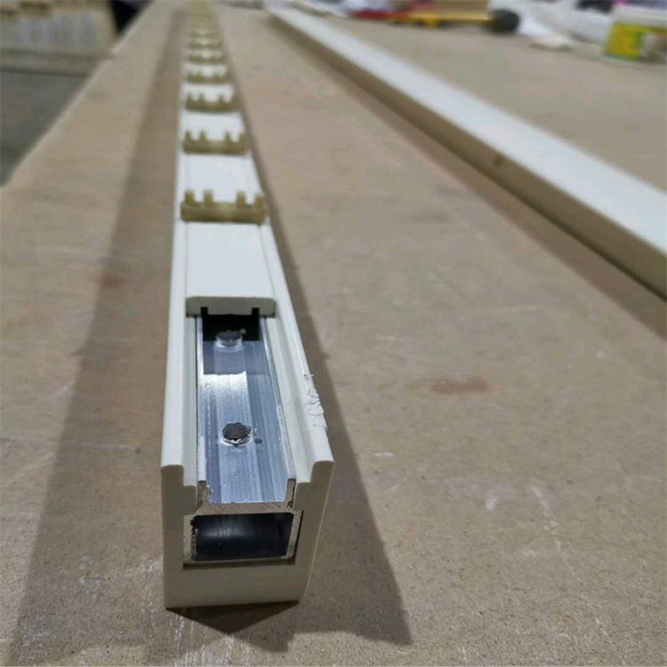 plantation shutter