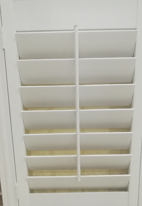 plantation shutter