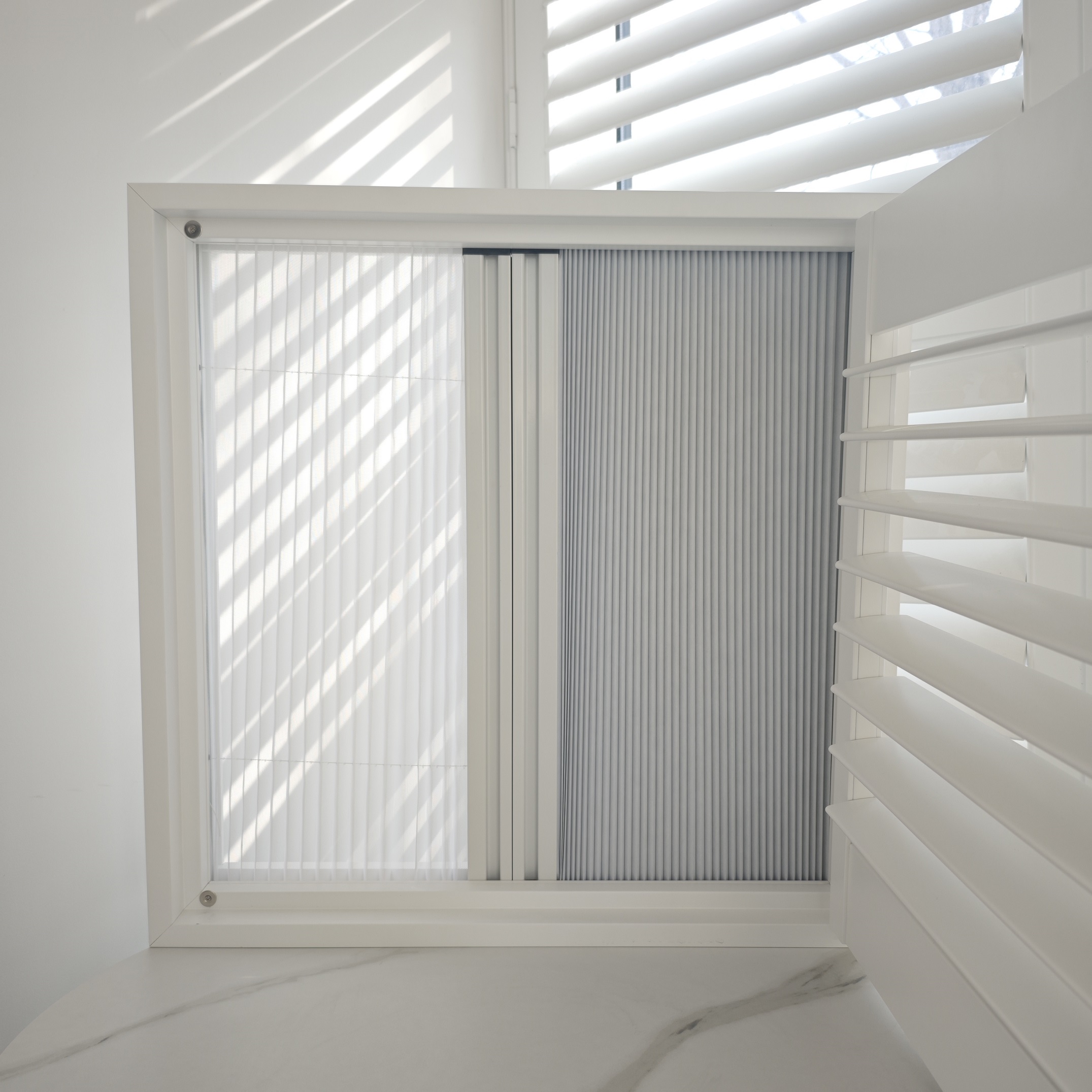 Manual Vertical Day & Night Blinds