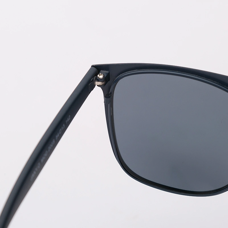 Wholesale classic square metal polarized sunglasses for men