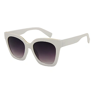 Small fashion plastic women polarized trending sunglasses