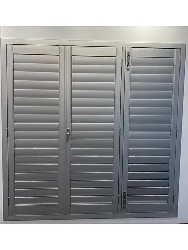 Aluminum plantation shutter