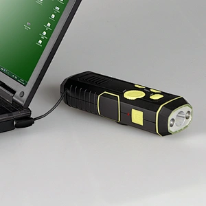 Portable Handheld USB Mini Fm Crank Radio Flashlight with USB