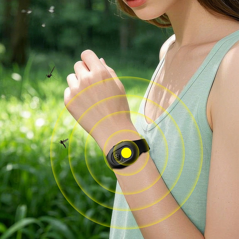 2025 New Design 2-in-1 Ultrasonic Yellow Light Mosquito Repellent Bracelet