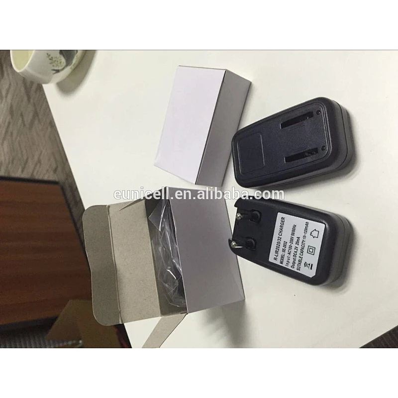 LIR2032 3.6 volt lithium rechargeable battery charger / connector