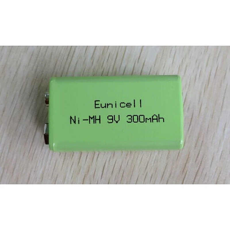 Eunicell  6LF22 Ready-to-go Long Lasting and Reliable 1BP 9 Volt 1 Pack Battery with High Compatability