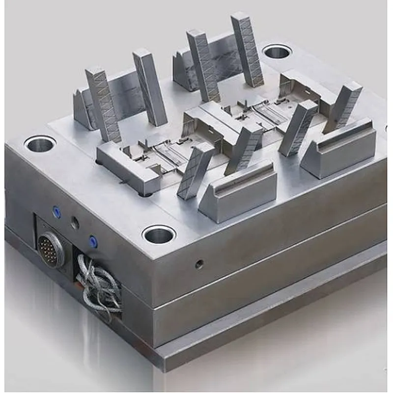 China Manufactory injection mold maker in stock
