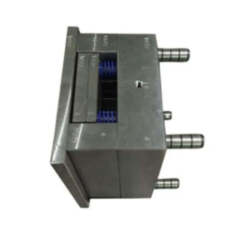 Truck fuse and relay box
