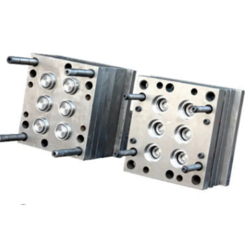 Moule injection plastique occasion