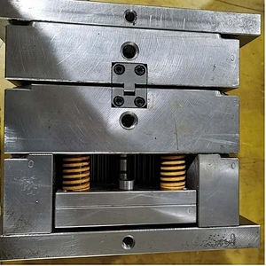 Integrated Circuit soft injection rain boots shoe mould