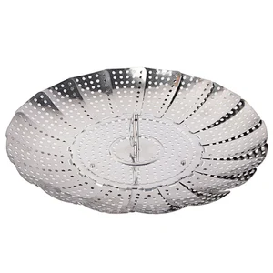 Stainless Steel Foldable Steamer Food Steamer Basket with Extendable Handle  For Kitchen