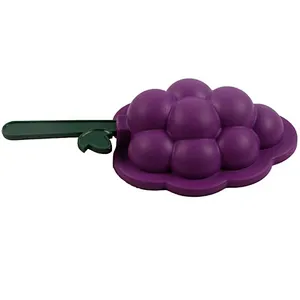 Light cute eco-friendly home kitchen grape shape ice cream cube mold with hard card