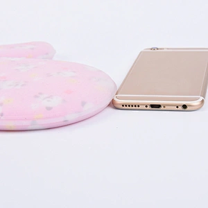 Customized non-slip promotional waterproof pot holder home kitchen silicone oven mitt