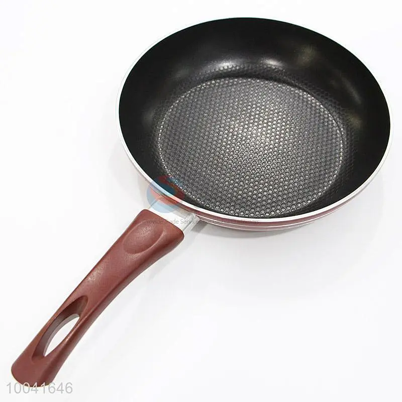 18Cm Popular Italianism Wine Red Coating Aluminum Wok Fry Cooking Pan With Alveolate Bottom