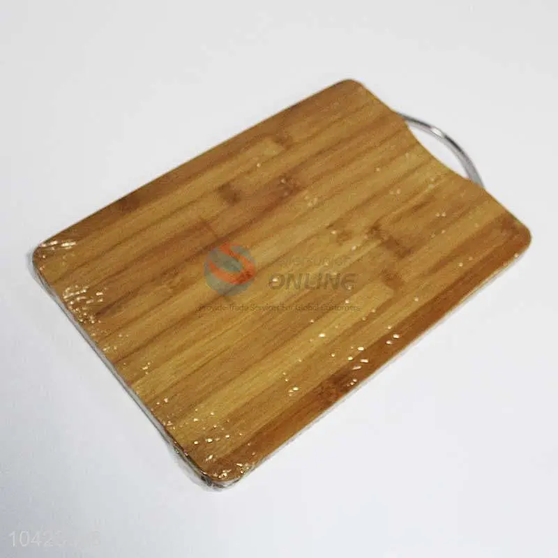 Low Price Practical Custom Metal Hanging Hole Cut Vegetables Meat Wooden Bamboo Chop Cutting Board