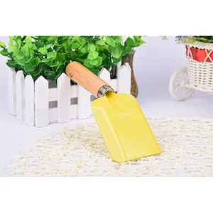 Russia Market  colorful safe kid mini toys garden beach sand scoop kids trowel shovel tool set with wooden handle