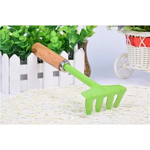 Russia Market  colorful safe kid mini toys garden beach sand scoop kids trowel shovel tool set with wooden handle