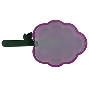 Light cute eco-friendly home kitchen grape shape ice cream cube mold with hard card