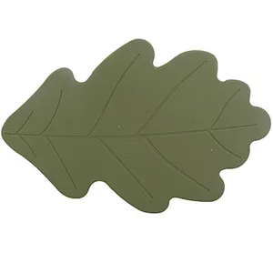 2020 Hot Sale Leaf Shape  Insulation Tableware Coasters Kitchen Green  Silicon Table Mat