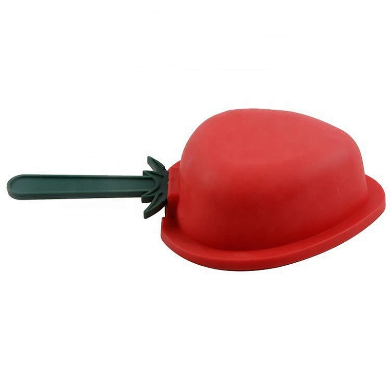 Hot sell stocked strawberry shape pp plastic home kitchen whiskey ice cream cube mold with opp tag