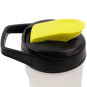 2020 High quality custom protein plastic portable drinking water gym bottle shaker with handle