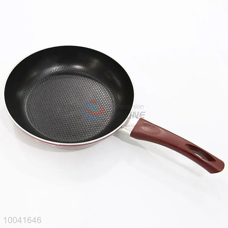 18Cm Popular Italianism Wine Red Coating Aluminum Wok Fry Cooking Pan With Alveolate Bottom