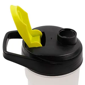 2020 High quality custom protein plastic portable drinking water gym bottle shaker with handle