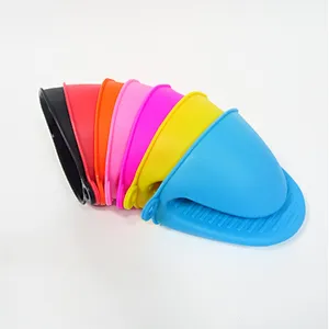 Union Source promotional kitchen custom waterproof heat resistant non slip cooking silicone oven mitt clips