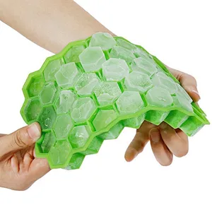 Union Source New Eco-Friendly  Reusable Food Grade DIY  Colorful Kitchen  Ice Cube Mold  With Lid