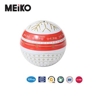 Christmas gift tin boxes and packaging