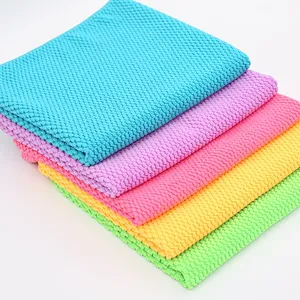 promotion gift quick dry lint free 100% polyester microfiber pet jacquard towel
