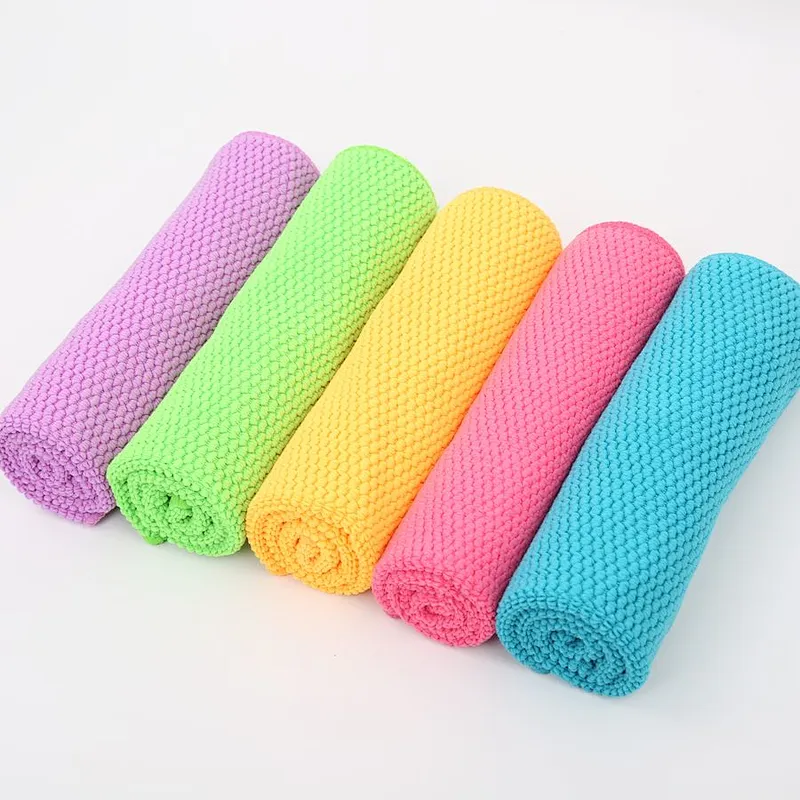 promotion gift quick dry lint free 100% polyester microfiber pet jacquard towel