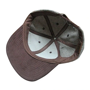 snapback hat