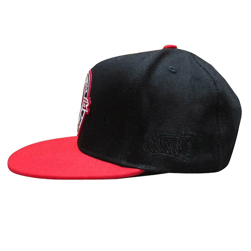 Custom design logo  snapback caps with embroidery badge