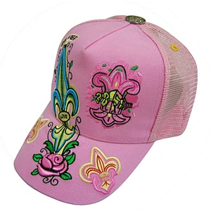 5 panel mesh cap